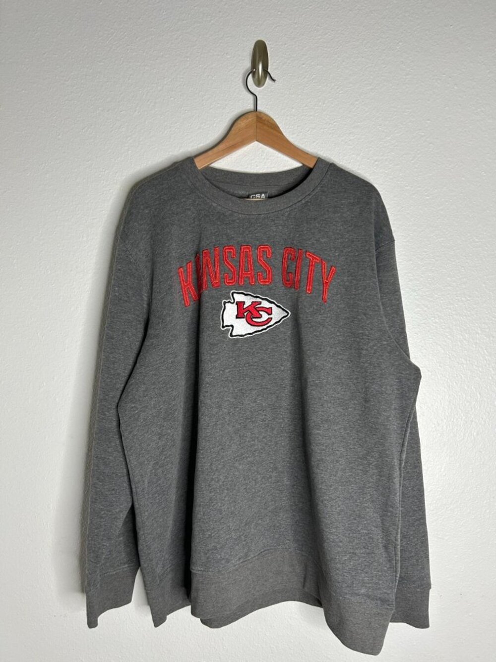 NWT CSA Kansas City Chiefs Super Soft Crewneck MSRP $44.99 Officially Licensed N